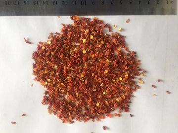 100% Pure Natural Dried Bell Pepper Granules / Crushed Bell Pepper 3 * 3mm Size