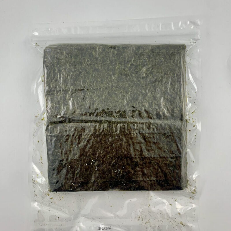 Onigiri Nori Roasted Seaweed Sheets 19x10.5cm Half Cut Rice Ball Wrap 100 Sheets Per Bag Foodservice Sushi Nori