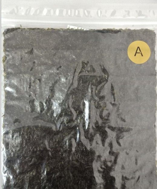 Ordnen Sie eine organische Sushi Nori-Meerespflanzen-Flocken-trockene gebratene Meerespflanze für Verpackungs-Nahrung