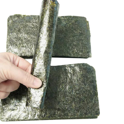 Dunkelgrüne Meerespflanze Nori Sushi 19 x 21cm natürliches köstliches gesundes