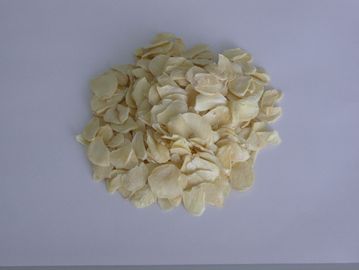 Hellgelber getrockneter geschnittener Knoblauch/Sweasoning trockneten Knoblauch-Flocken