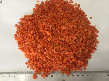 5x5mm bricht knusperige getrocknete Karotten-Chips, entwässertes Gemüse Nahrung ab